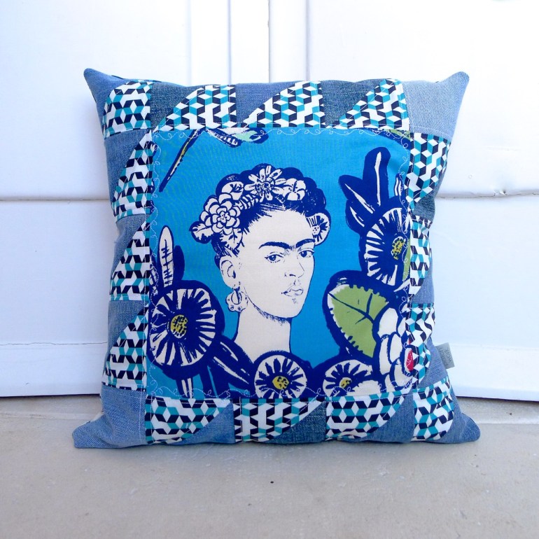 almofadas frida flores